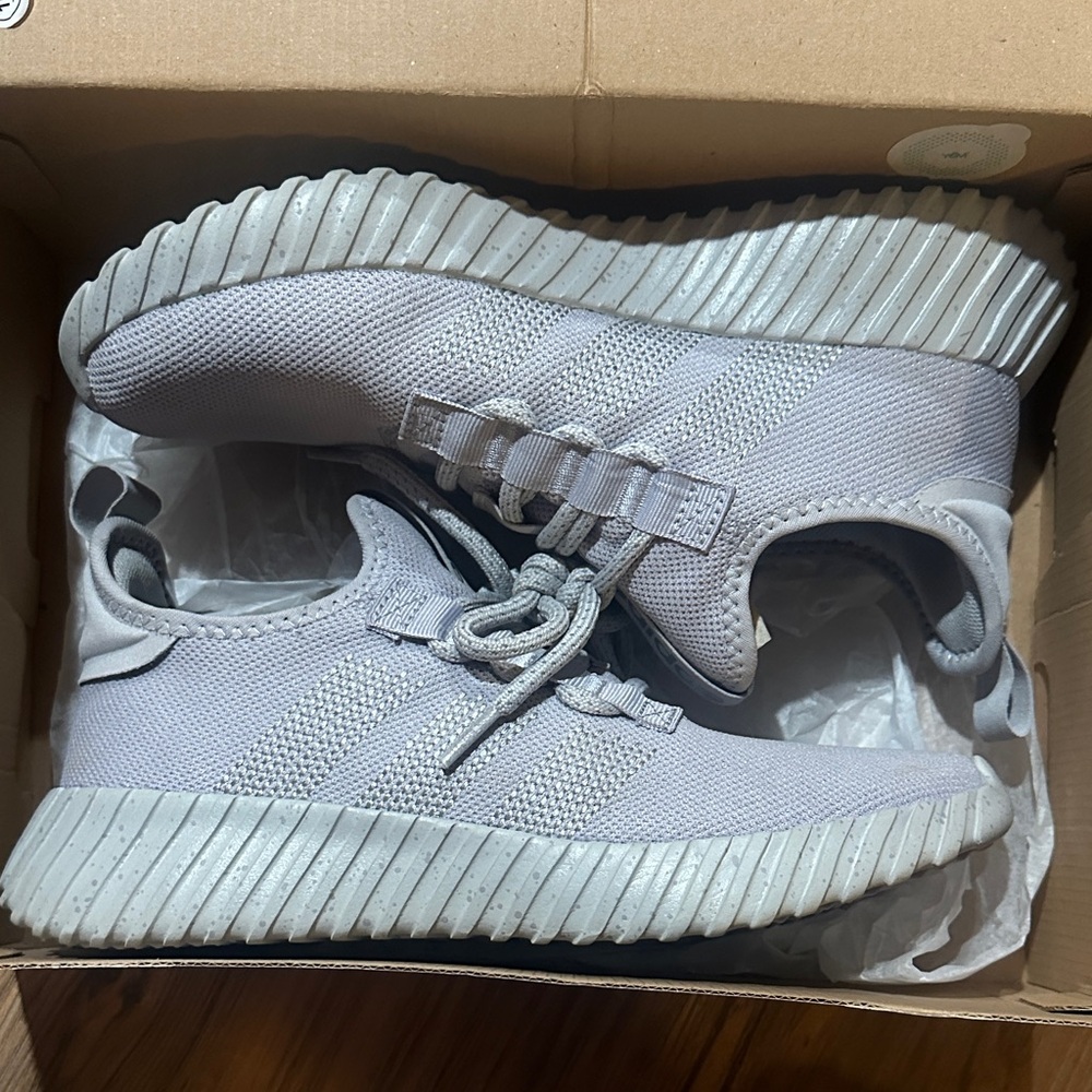 adidas Kaptir Flow Shoe Box — Gray